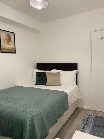 Private Room In Sidmouth Street, Kings Cross London Exterior photo